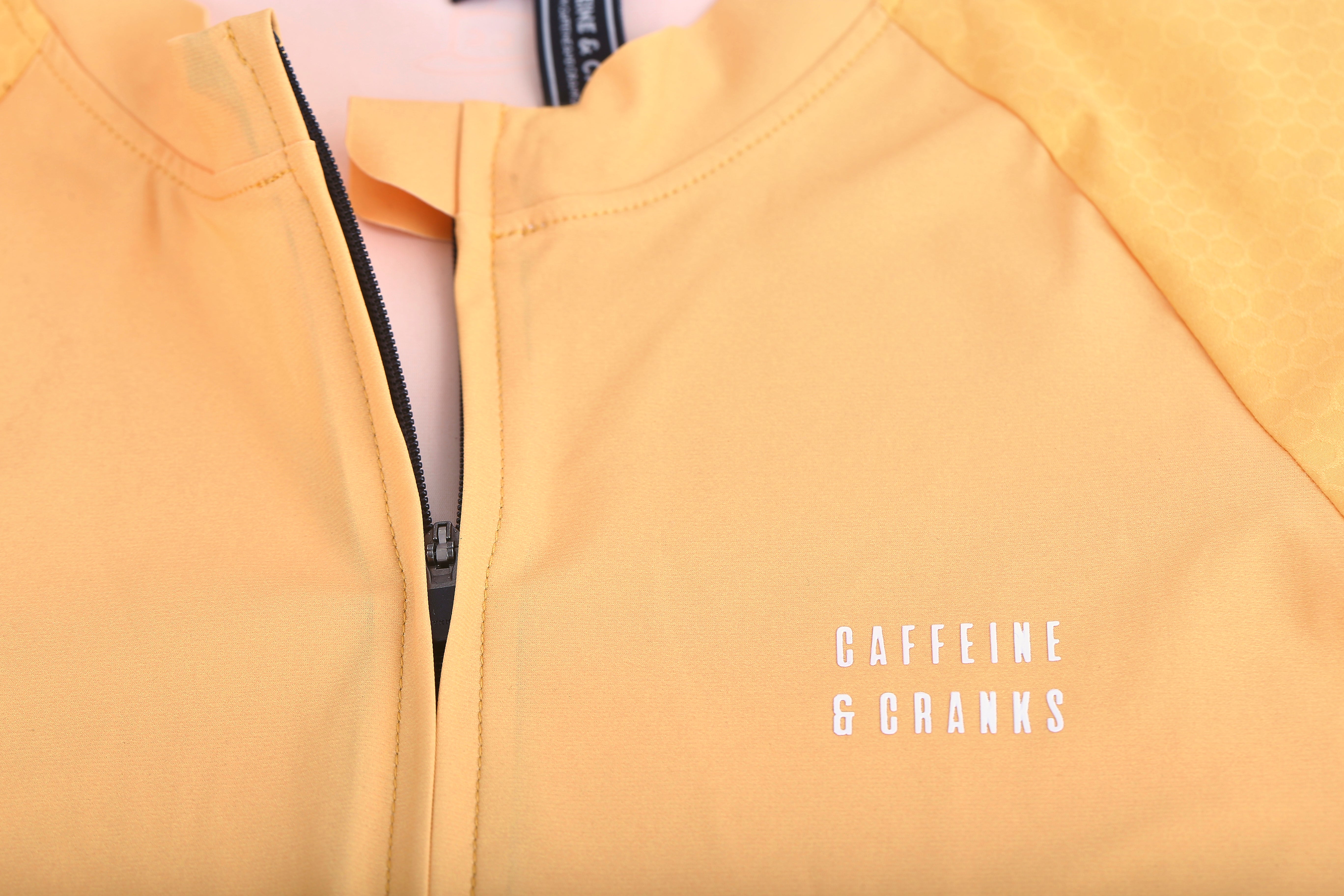 Women's Rust Pinnacle Jersey cycling jersey – close-up detail | Caffeine & Cranks Australia